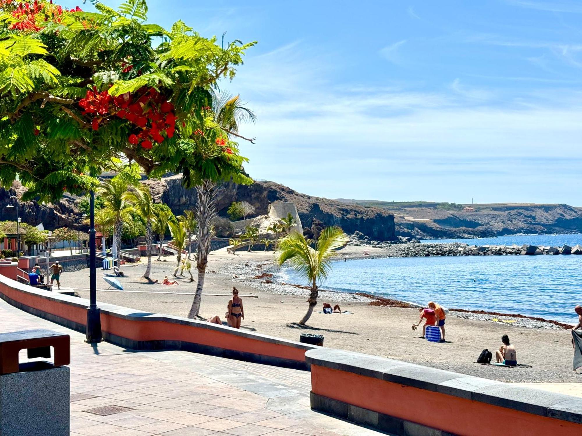Number 5 At The Marina, Playa San Juan, South Tenerife 外观 照片